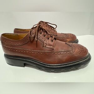 Tod’sWingtip Dress Shoes Light Brown Sz 10.5 Leather Soles Italy Oxford Euc